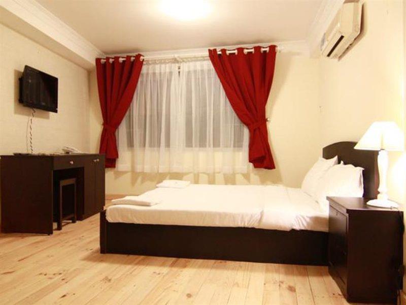 Koniko Backpackers Hostel *